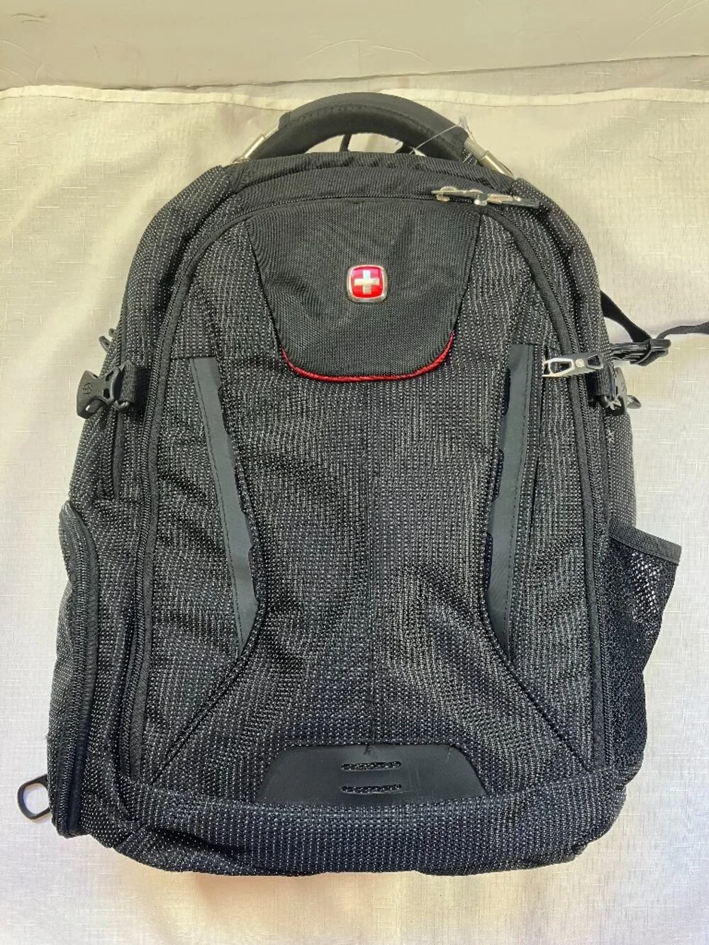 Swiss Gear 5358 USB ScanSmart Laptop Backpack, LIKE NEW!